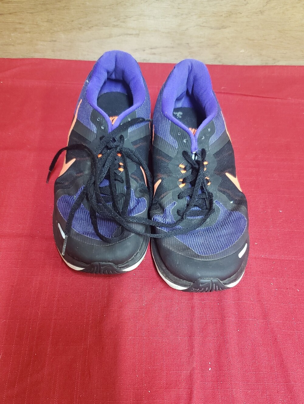 Nike Mens Dual Fusion X2 Black & Purple Running Sneakers with Orange Accents 10